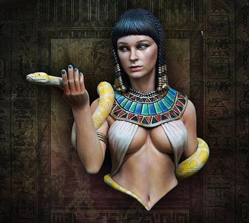 Unpainted 1/12 BUST Sexy Girl Egyptian Cobra Queen Resin Figure Model Kit Unassembled