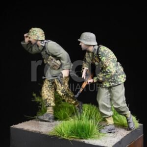 Unpainted 1/35 German Soldiers Under Fire WW2 Resin Figure Model Kit Unassembled