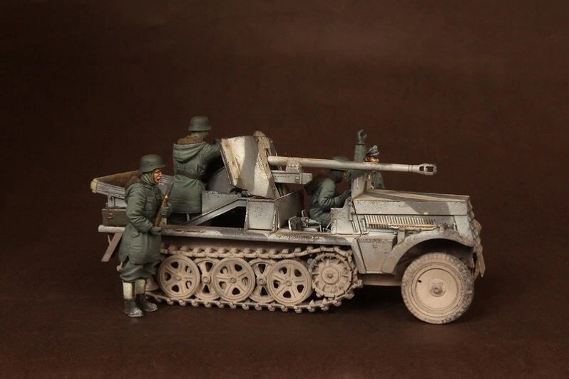 Unpainted 1/35 5pcs German Soldiers Resin Figure Model Kit Unassembled-No Car