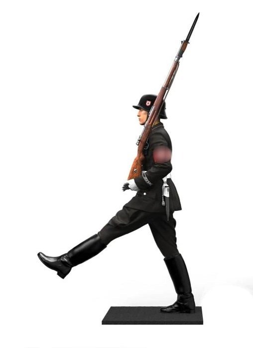 Unpainted 1/16 German SS Soldier Resin Figure Model Kit Unassembled-2 Heads