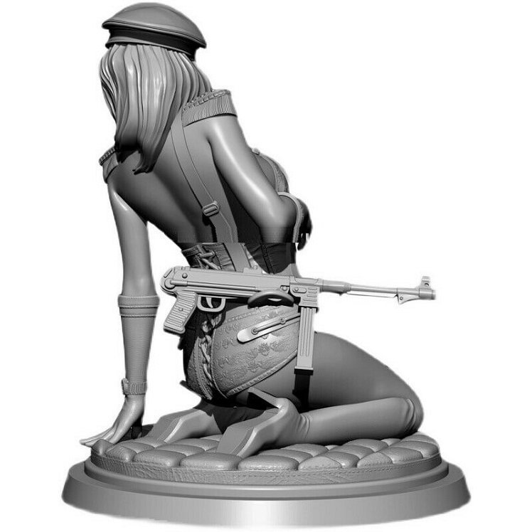 Unpainted 1/18 Sexy Girl The Empire Lady Resin Figure Model Kit Unassembled