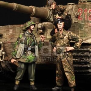 Unpainted 1/35 3pcs German Soldiers Tank Crew Panzer Korps - Normandy Resin Figure Model Kit Unassembled