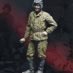Unpainted 1/35 RKKA Tank Crew Soldier Resin Figure Model Kit Unassembled