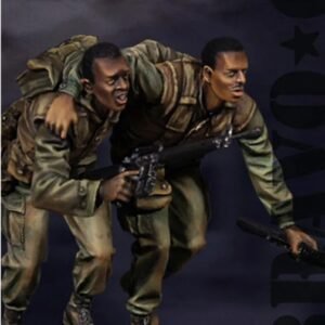 Unpainted 1/35 US Soldiers “BRO'S SHOULDER” Vietnam War Resin Figure Model Kit Unassembled