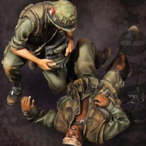 Unpainted 1/35 US Soldiers WIA Vietnam War Resin Figure Model Kit Unassembled