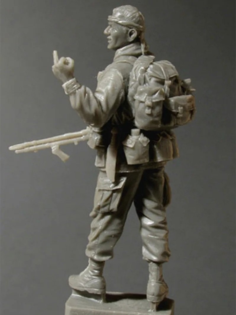Unpainted 1/35 Australian Army SAS Soldier Vietnam War Resin Figure Model Kit Unassembled