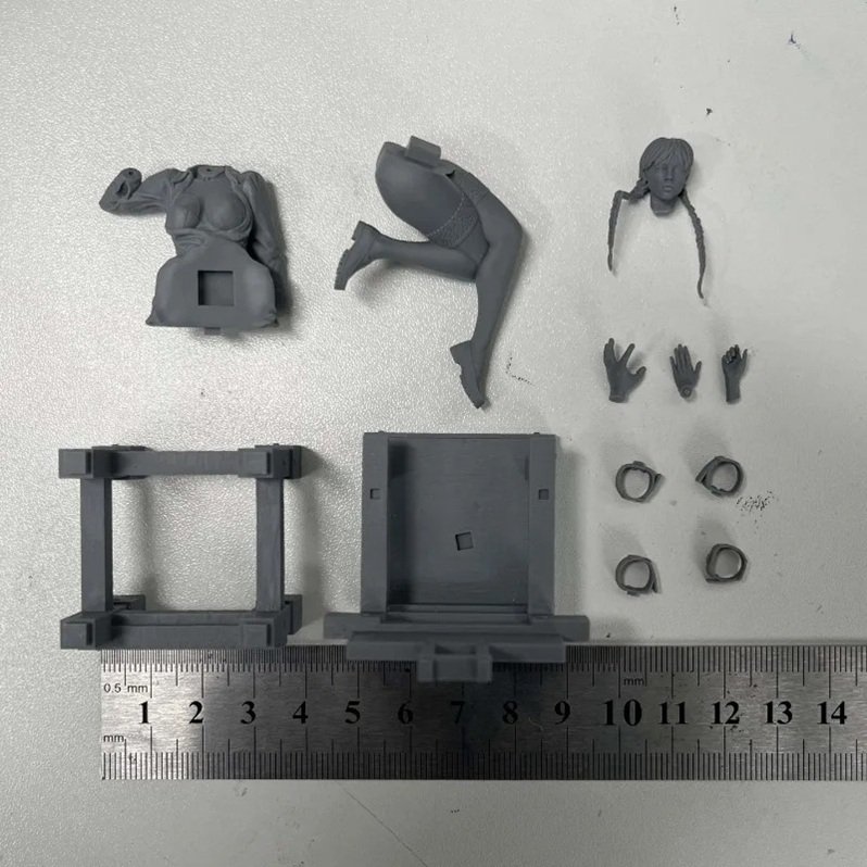Unpainted 1/24 Cute Wednesday Sitting Resin Figure Model Kit Unassembled